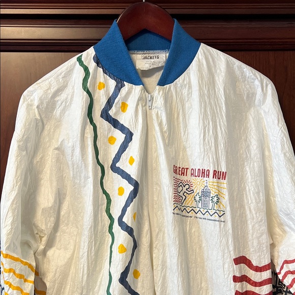 Graphic Jackets Other - Vintage Rare Great Aloha Run White & Blue Graphic Windbreaker Race Paper Jacket!